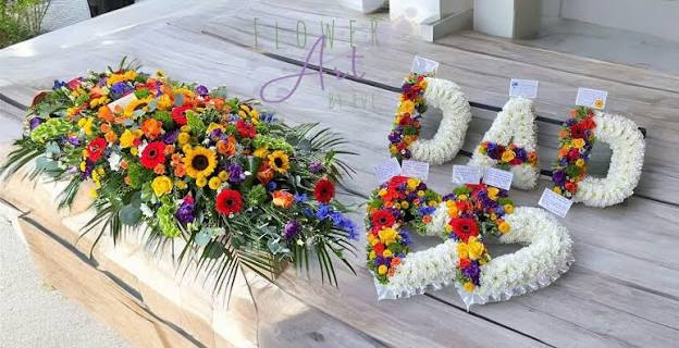 Casket Flowers Sydney: The One Tribute That Sits on the Coffin