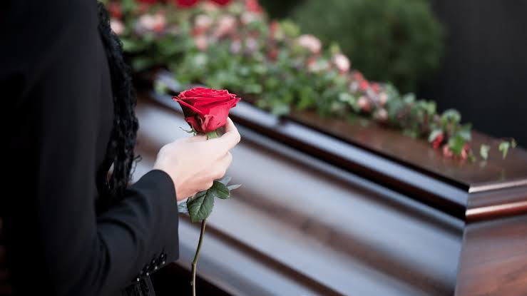 Funeral Flowers Price List: Real Sydney Numbers for 2026

